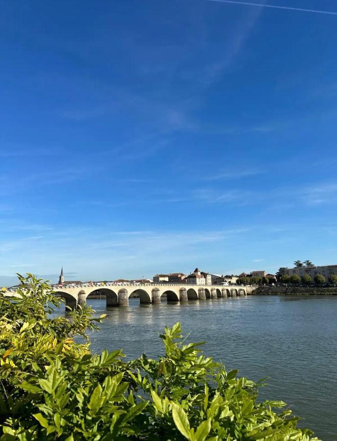 Le Lamartine - Vue Saone - Baignoire Ilot Mâcon Extérieur photo